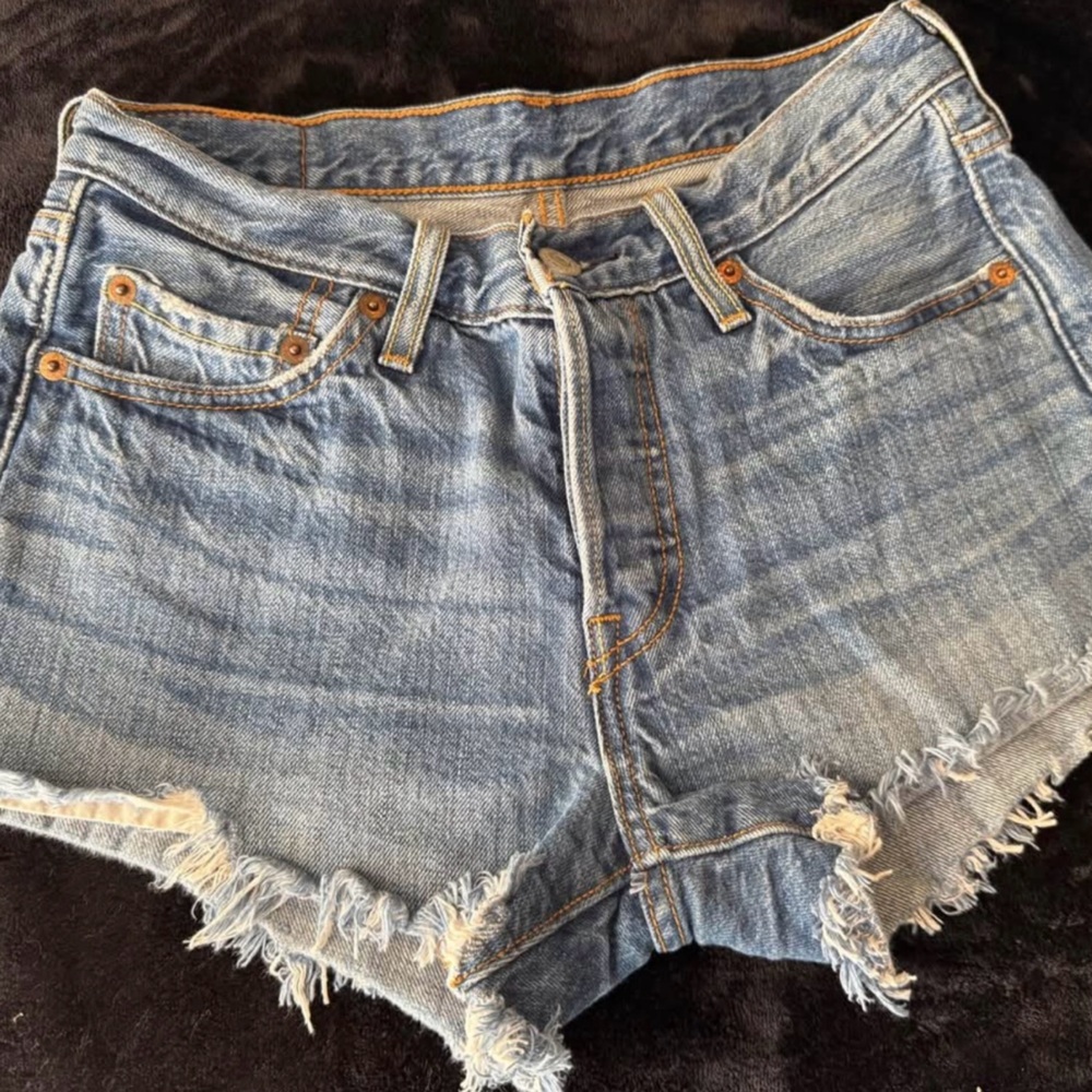 levi’s shorts